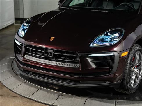 New 2026 Porsche Macan S image 11