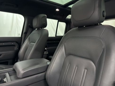 Used 2022 Land Rover Defender 110 XS Edition image 13