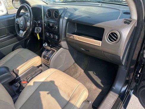 Used 2016 Jeep Compass 75th Anniversary w/ Power Value Group image 39