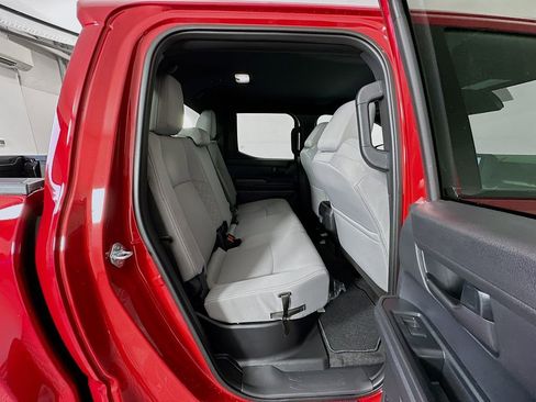 Used 2026 Toyota Tacoma SR5 AWD/4WD image 25