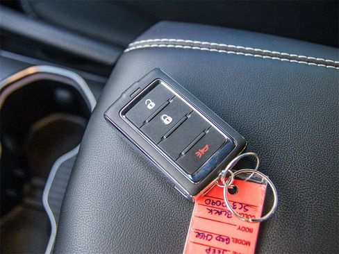 New 2025 Jeep Grand Cherokee Laredo X image 30