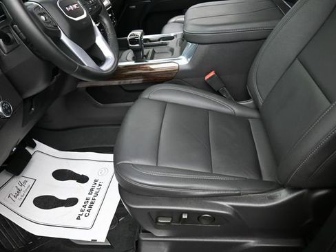 Used 2024 GMC Sierra 1500 Elevation w/ Elevation Premium Package image 15