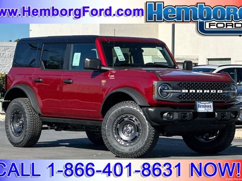 New 2025 Ford Bronco Badlands w/ Sasquatch Package image 1