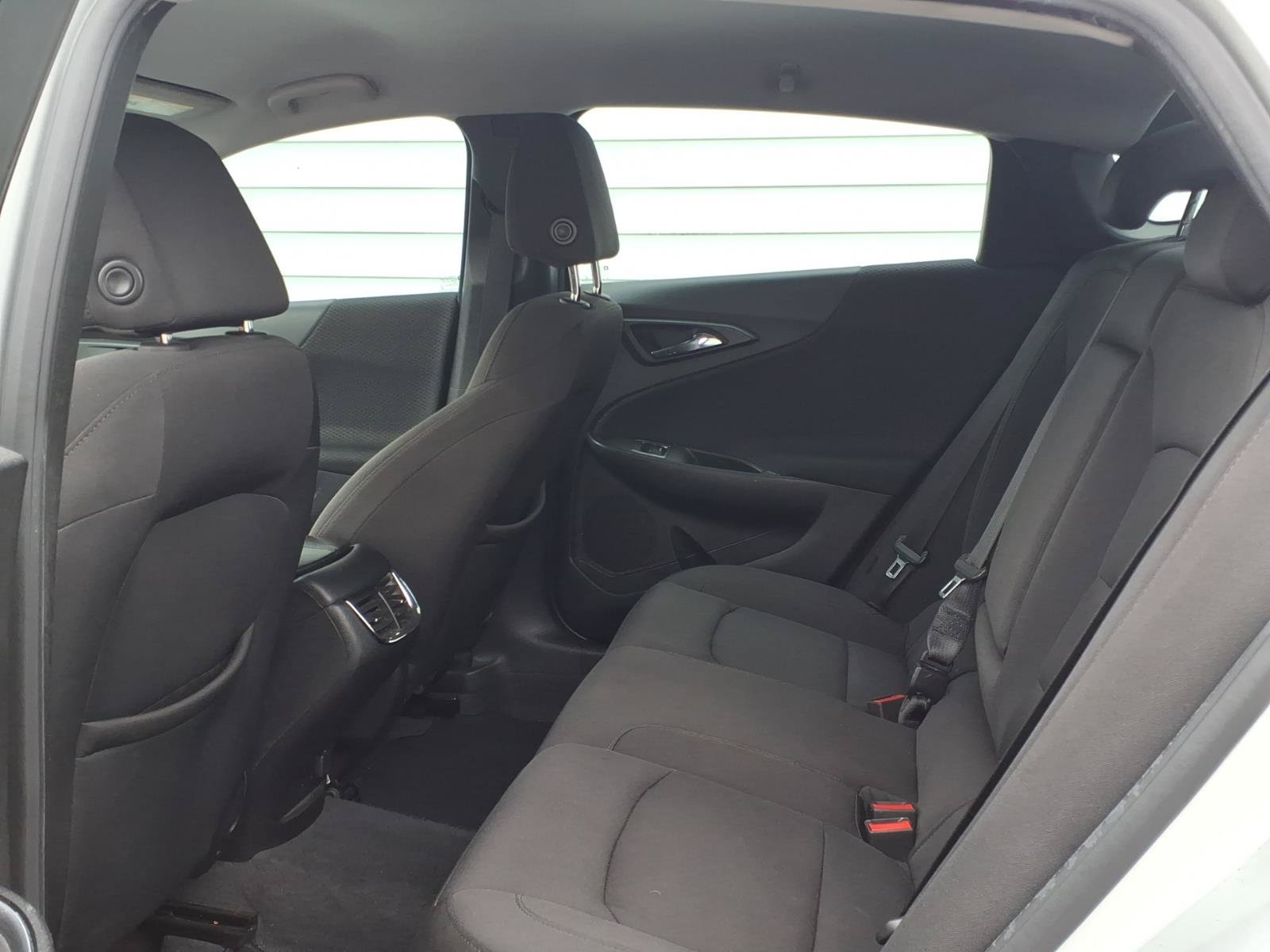 Used 2019 Chevrolet Malibu LT FWD image 10