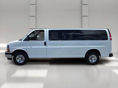 Certified 2024 Chevrolet Express 3500 LT w/ LT Preferred Equipment Group RWD image 2