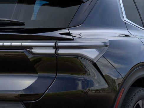 New 2026 Chevrolet Equinox EV LT w/ Convenience Package II image 11