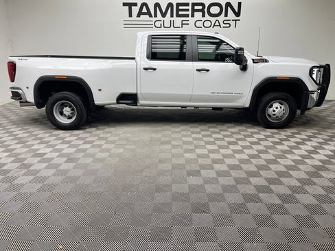Used 2026 GMC Sierra 3500 Pro w/ 1SA Pro Safety Plus Package AWD/4WD image 4