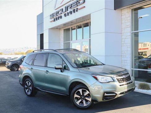 Used 2018 Subaru Forester 2.5i Premium image 1