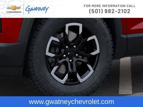 New 2026 Chevrolet Equinox ACTIV w/ Convenience Package III image 9