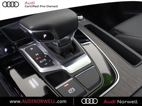 Certified 2023 Audi Q5 2.0T Prestige AWD/4WD image 4