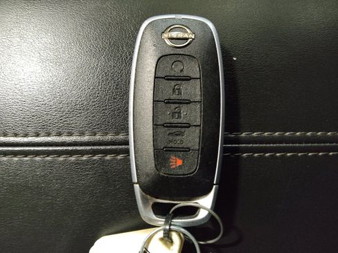 Used 2024 Nissan Sentra S FWD image 32