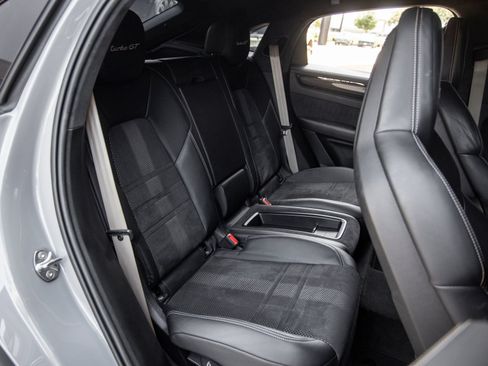 Certified 2022 Porsche Cayenne Turbo GT AWD/4WD image 44