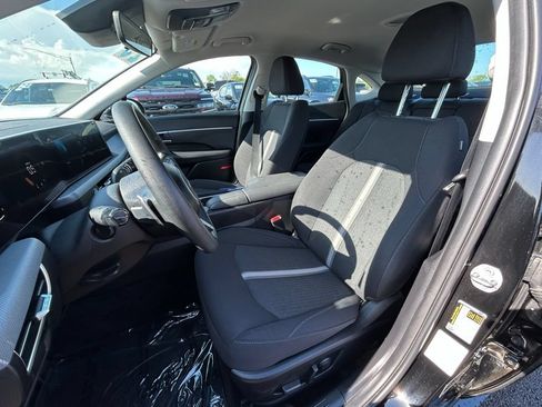 Used 2025 Hyundai Sonata SEL FWD image 15