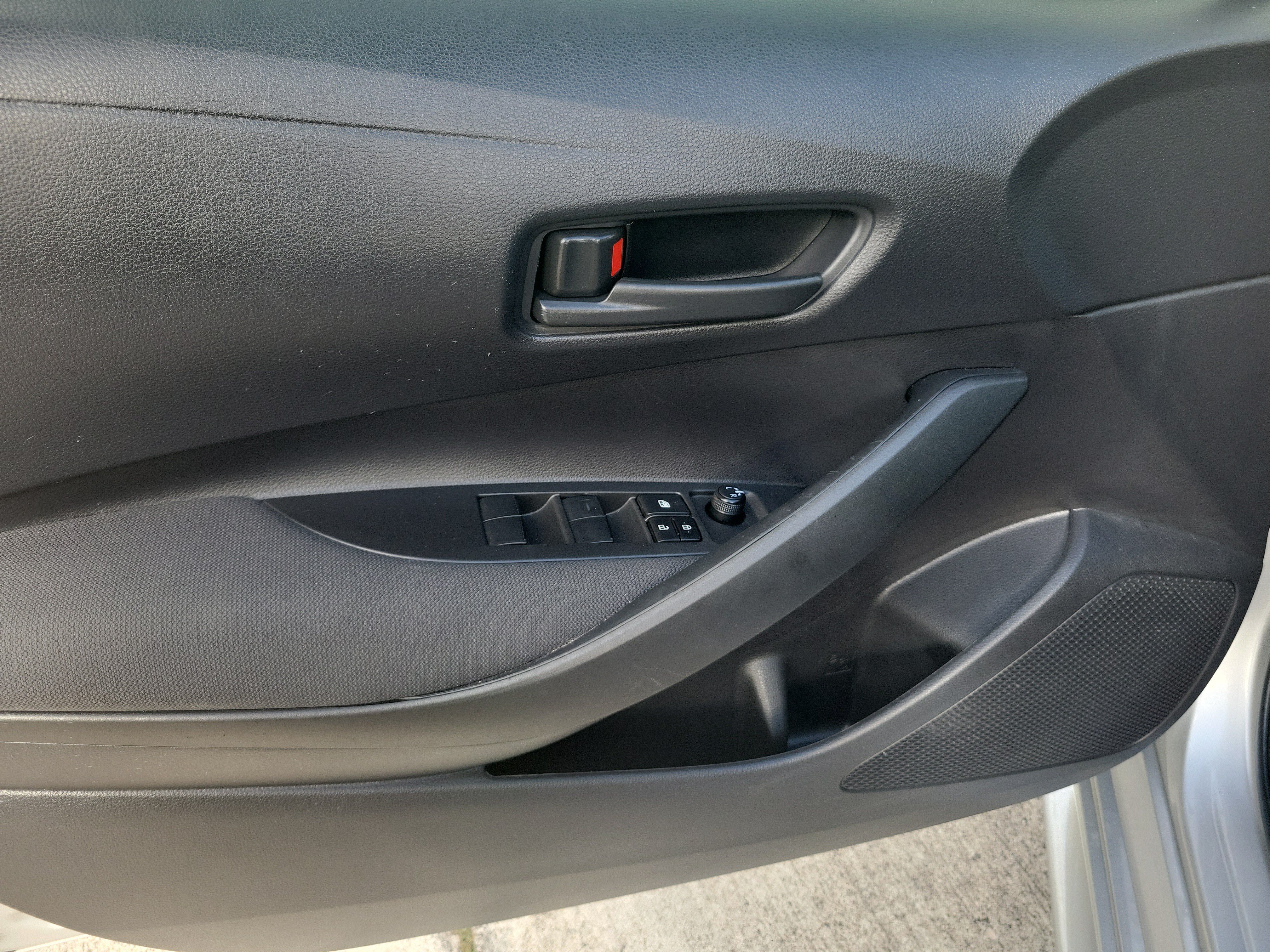Certified 2024 Toyota Corolla LE FWD image 20