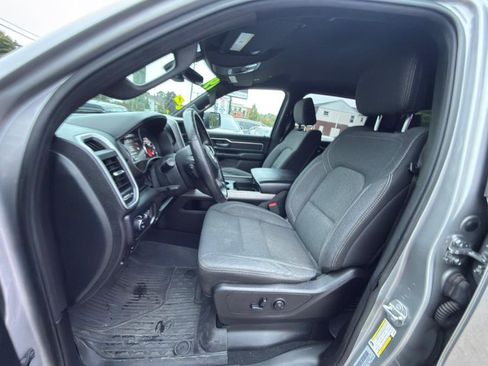 Used 2019 RAM 1500 Big Horn image 9