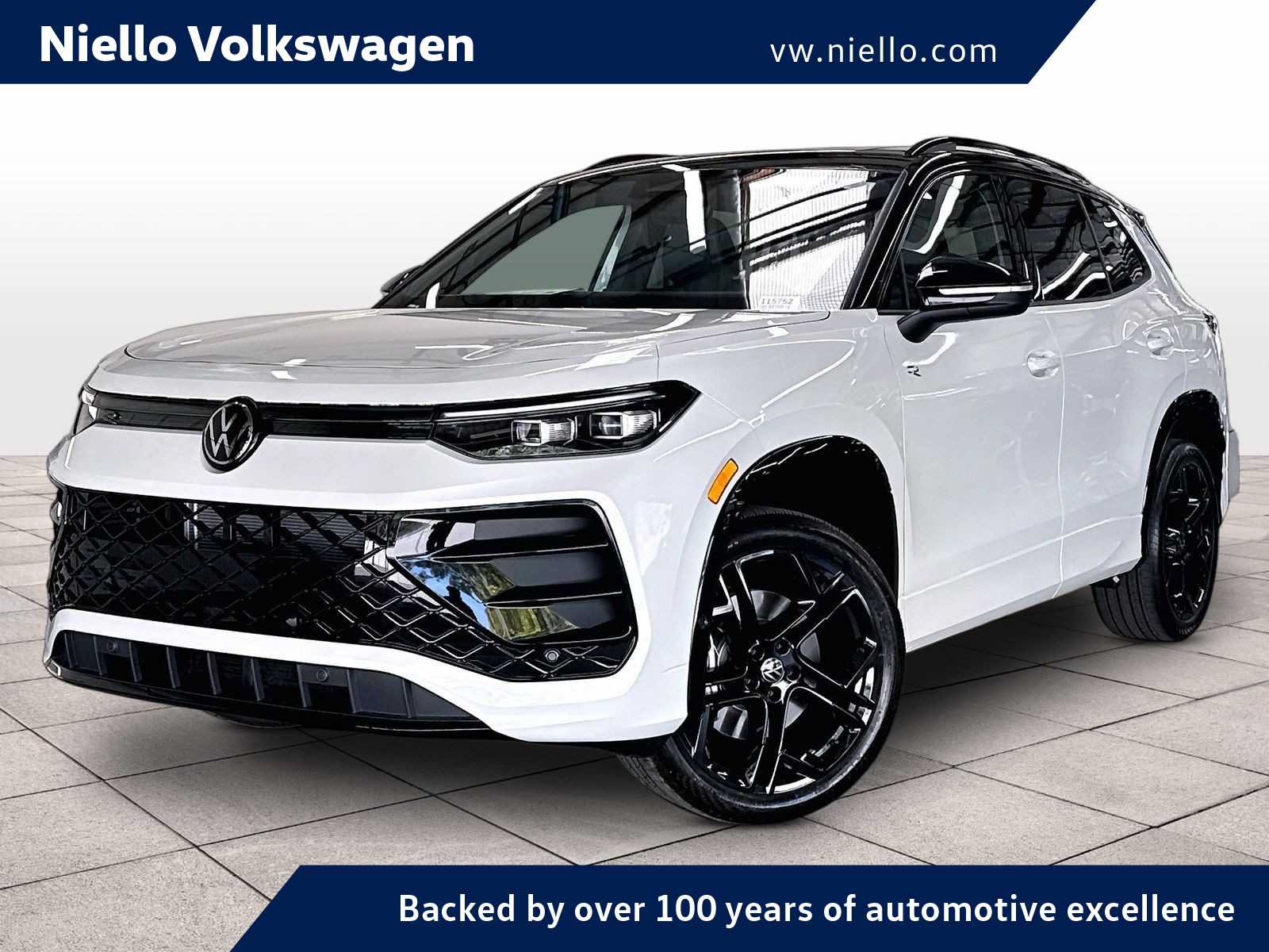 New 2026 Volkswagen Tiguan SE R-Line AWD/4WD image 1