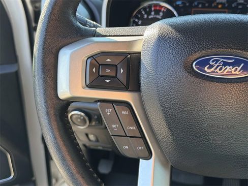 Used 2020 Ford F250 Lariat w/ Lariat Value Package image 10
