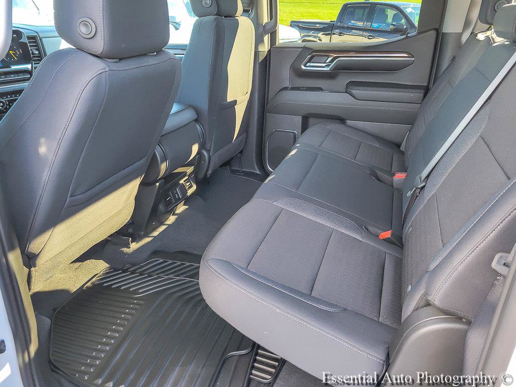 Used 2024 Chevrolet Silverado 1500 LT AWD/4WD image 13