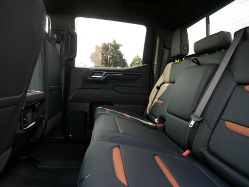 New 2026 GMC Sierra 1500 AT4 w/ Technology Package AWD/4WD image 5