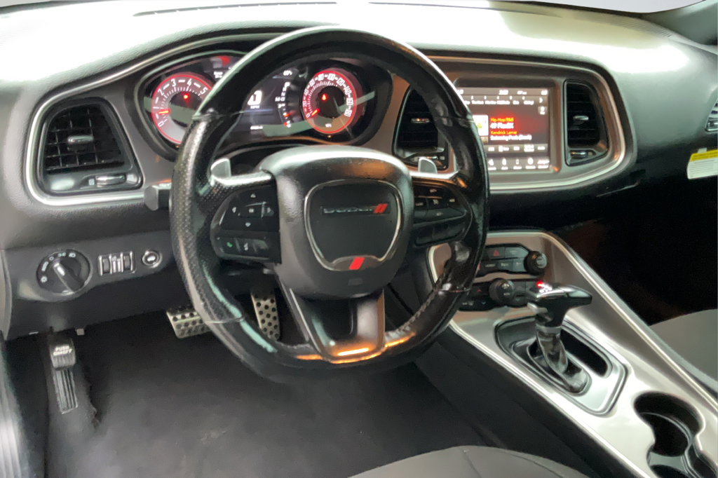 Used 2022 Dodge Challenger R/T Scat Pack RWD image 11