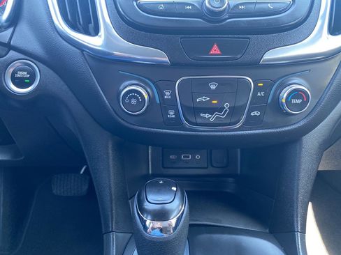 Used 2021 Chevrolet Equinox LT image 28