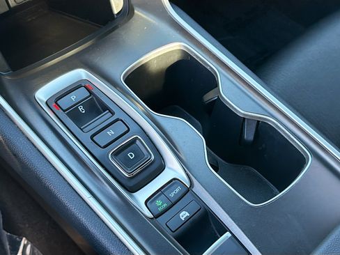 Used 2022 Honda Accord Sport image 26