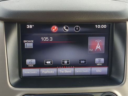 Used 2015 GMC Yukon Denali w/ Premium Package image 22