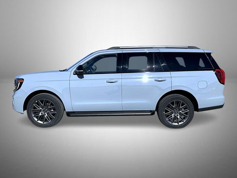 New 2026 Ford Expedition Platinum w/ Stealth Appearance Package image 8