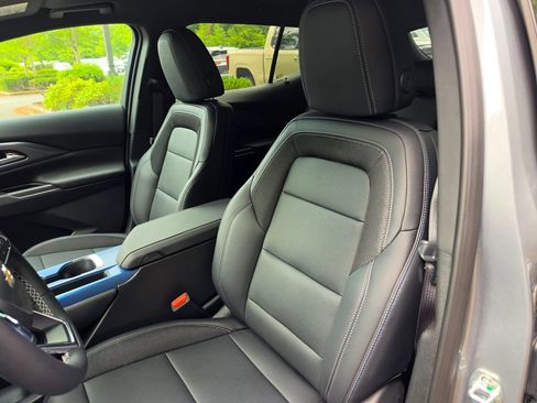 New 2026 Chevrolet Equinox EV LT AWD/4WD image 21