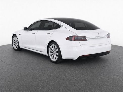 Used 2018 Tesla Model S AWD image 5