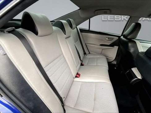 Used 2016 Toyota Camry SE image 26