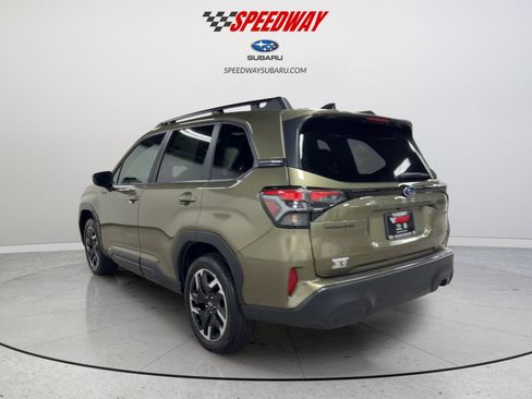 New 2026 Subaru Forester Premium AWD/4WD image 8