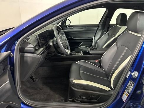 Used 2025 Kia K5 GT-Line w/ GT-Line Premium Package image 11