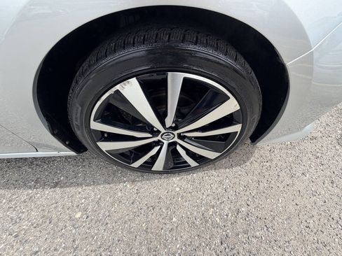 Used 2020 Nissan Altima 2.5 SL FWD image 69