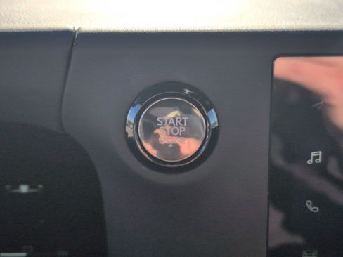 Used 2024 Lexus GX 550 w/ Accessory Package (2T) image 19