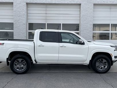 Used 2025 Nissan Frontier SV