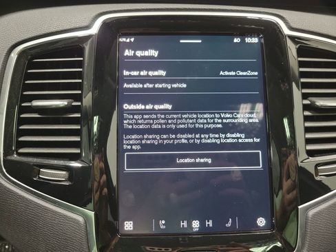 Used 2025 Volvo XC90 B5 Plus w/ Protection Package Premier image 11