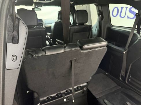 Used 2019 Dodge Grand Caravan GT image 20