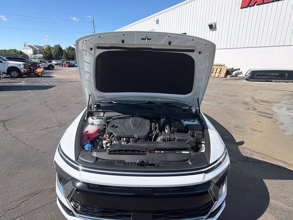 Used 2024 Hyundai Sonata SEL w/ Convenience Package FWD image 19