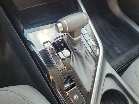 New 2026 Kia Niro LX FWD image 34
