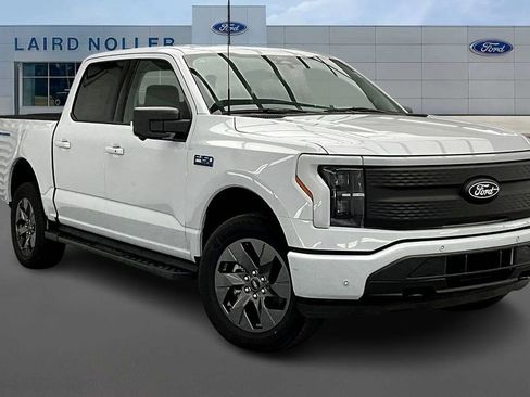 New 2025 Ford F150 Lightning Flash AWD/4WD image 2