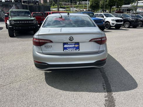 Used 2024 Volkswagen Jetta S FWD image 4