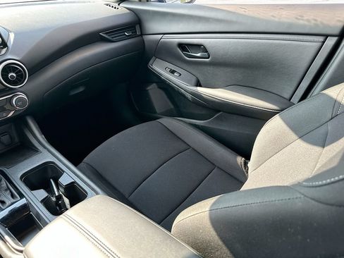 Used 2025 Nissan Sentra S FWD image 28