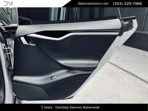Used 2016 Tesla Model S 70 RWD image 27