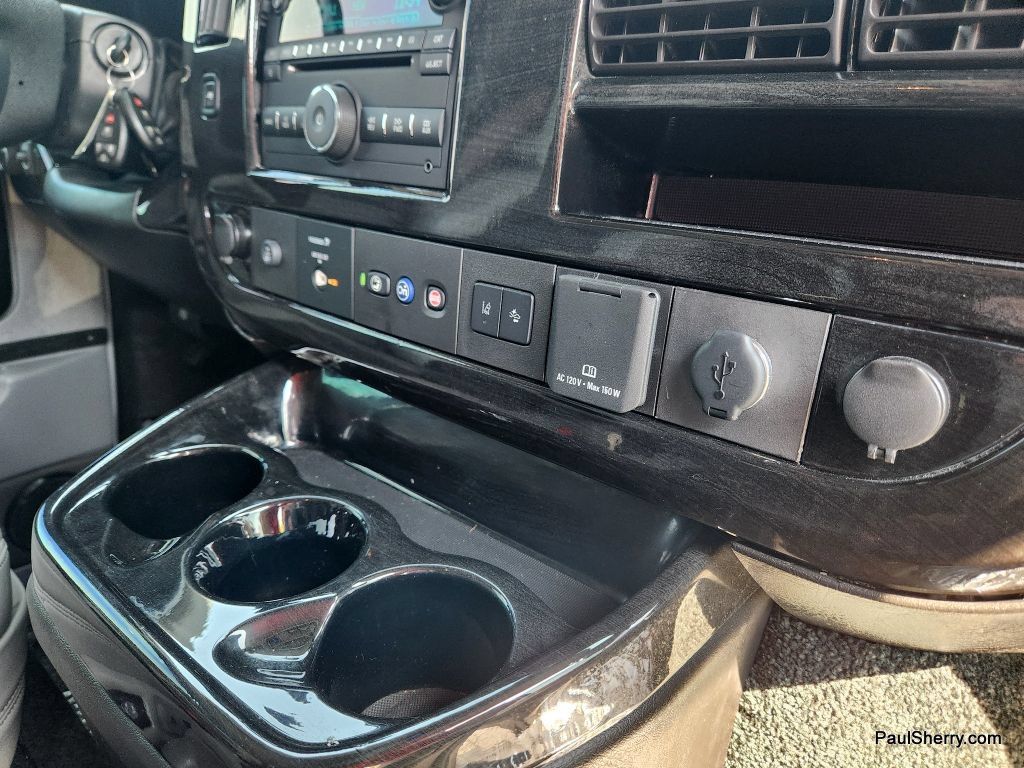 Used 2021 Chevrolet Express 2500 LS w/ Enhanced Convenience Package RWD image 43