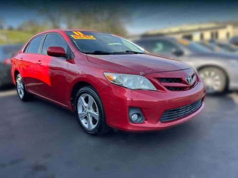 Used 2011 Toyota Corolla LE w/ Premium Pkg image 2