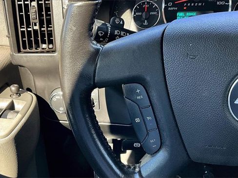 Used 2022 Chevrolet Express 3500 Extended w/ Driver Convenience Package image 8