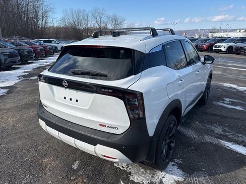 New 2026 Nissan Kicks SR w/ Cold Weather Package image 5