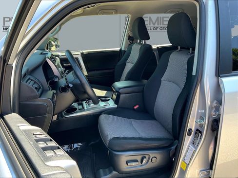 Used 2024 Toyota 4Runner SR5 AWD/4WD image 23