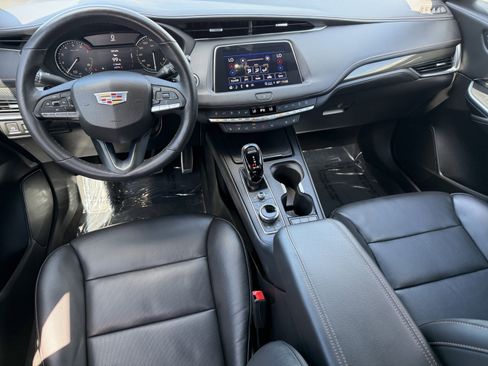 Certified 2022 Cadillac XT4 Sport w/ Comfort Package image 13